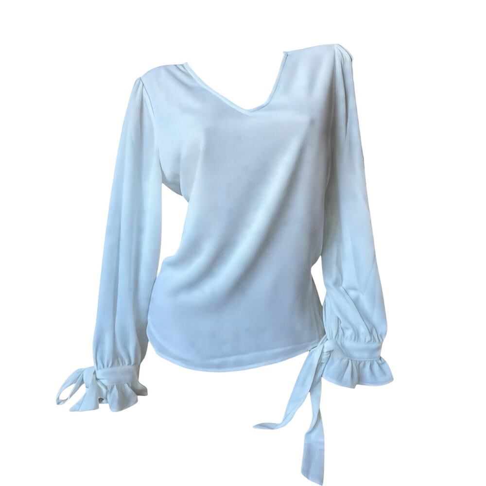 NWT CeCe women’s medium White Long Sleeve V-Neck Blouse with Ruffle Tie-Cuffs - Picture 2 of 12